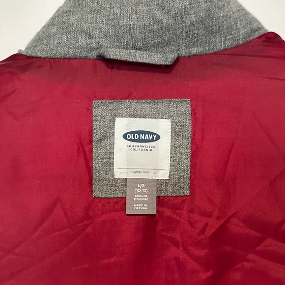 Old Navy Puffer Vest (Girls Size 10-12) - Picture 2 of 3